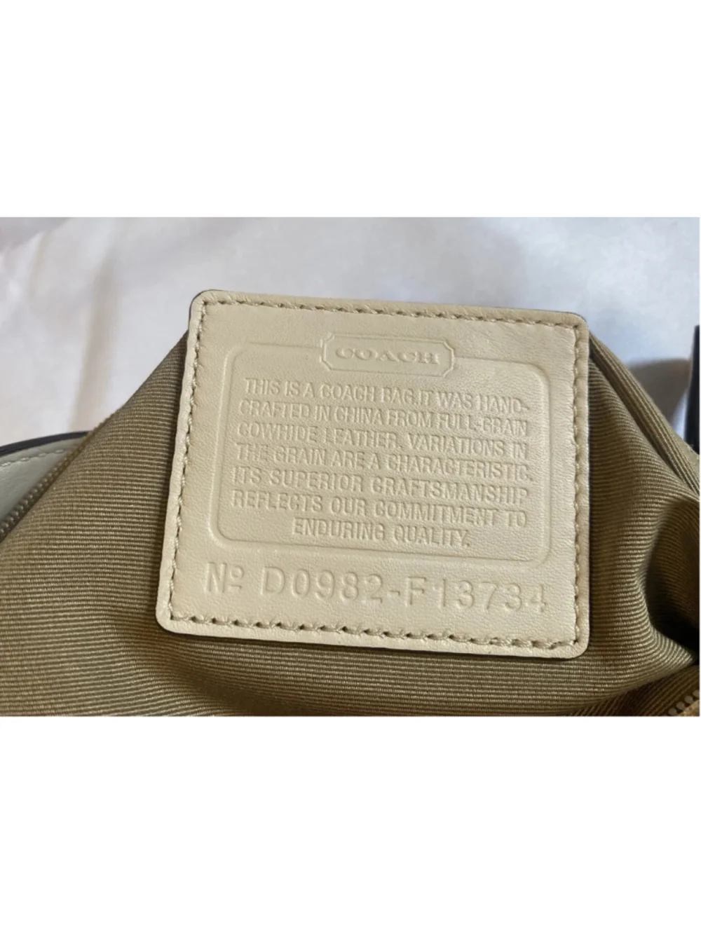 Vintage Coach Legacy Bone Cream Leather Clutch Wristlet